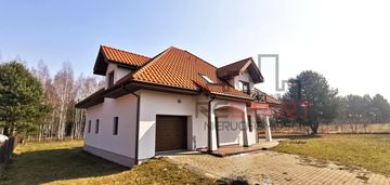 Przestronny dom do wynajęcia!