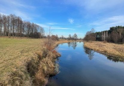 Działki z linią brzegowa rzeki wkry