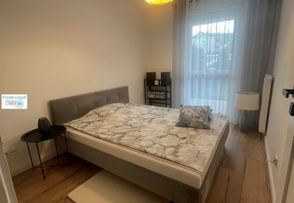 Słoneczne 2 pokojowe mieszkanie w apartamentowcu