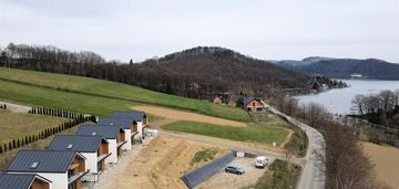 Znamirowice nowe domy nad jeziorem rożnowskim