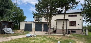 Na sprzedaż przestronny dom 280 m² na działce 0,9 ha – świdno, gm. mogielnica