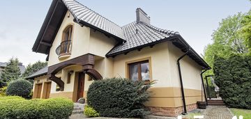 Na sprzedaż wyjątkowy dom w złotnikach