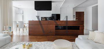 Grzybowska 4, 4 pokoje, wysoki standard