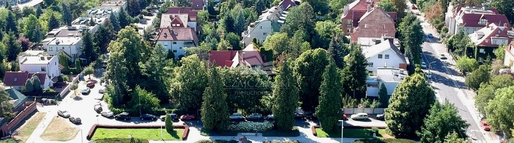 Zabytkowa willa na borku, duża działka 2 731 m2