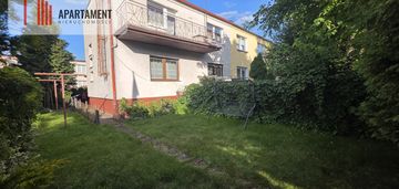 Połowa domu , ogród, piwnica  czyżkówko