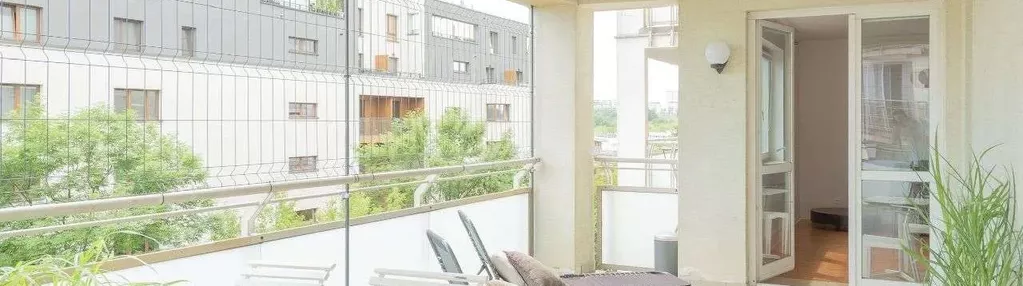 Mieszkanie 93m2+duży 27m2 taras w apartamentowcu.