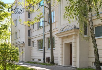 Słoneczna kawalerka 25,64m2 | łazienki królewskie!
