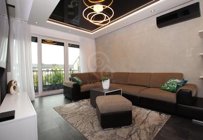 Efektowne, 2-poziomowe mieszkanie.