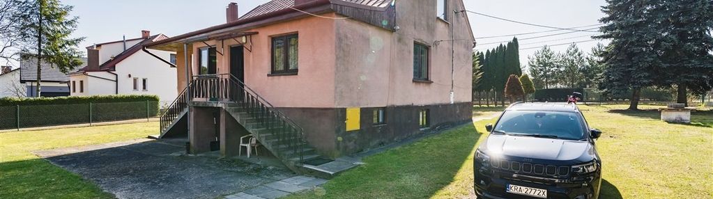 Dom wolnostojący na dużej działce - więckowice