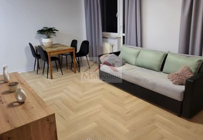 17 minut tramwajem do metra młociny