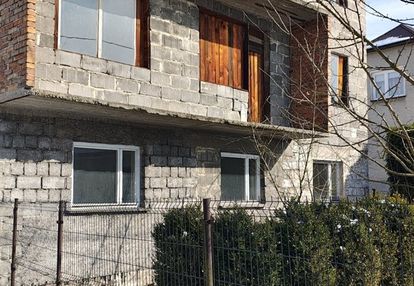 Dom wolnostojący na 6a działce - szczyglice