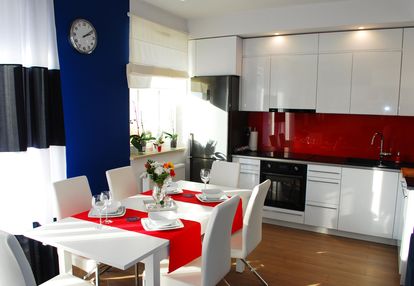 3 Pokojowe z komórką, miejscem postojowym, komórką