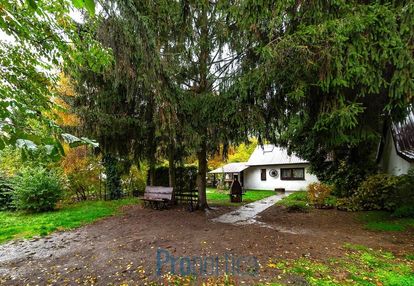 * domek w otulinie zieleni z dobrą komunikacją *