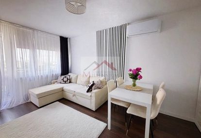 5 minut spacerem do metra