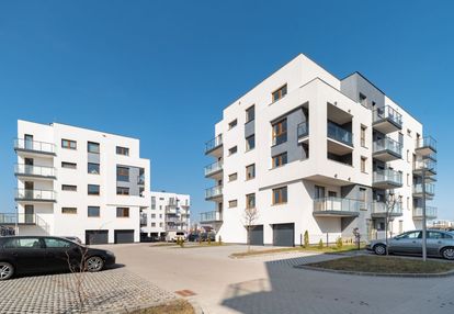 Dwupokojowe mieszkanie z balkonem.