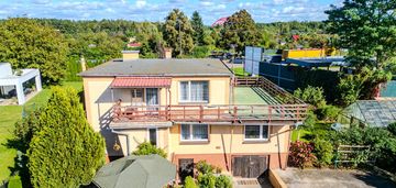 Dom z pięknym ogrodem - ostróda