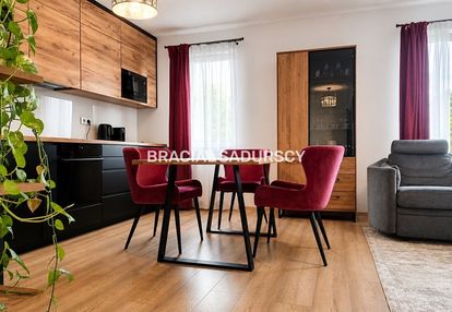 2 pok 40,5m2 widok na wawel/ podgórze