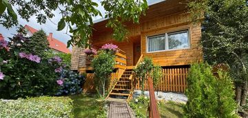 Urokliwy domek letniskowy w gródku nad dunajcem