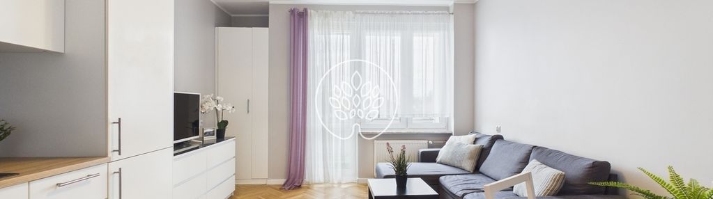 Mieszkanie z balkonem na osiedlu leśnym