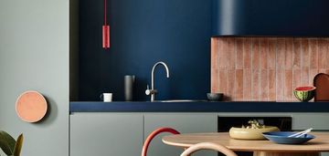 Blisko awf, butikowy budynek, loggia