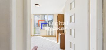 2 pokoje|balkon|1 piętro|winda|osiedle piastowskie