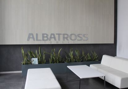 Słoneczne mieszkanie Albatross Towers