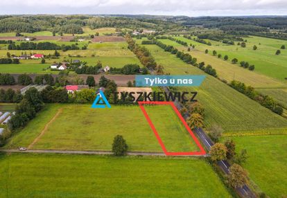 Działka przy głównej drodze - wz na 2 domy