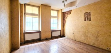 Mieszkanie przy placu wolności z co miejskim !!!