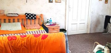 Mogilno- kamienica na rynku 175m2, lokal handlowy