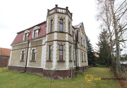 Gotowy do zamieszkania - dworek po dużym remoncie