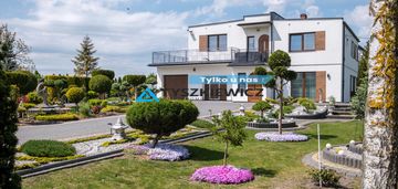 Nowoczesny dom z wyjątkowym ogrodem 3600m2