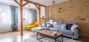 Blisko centrum | kominek | las | kamienica