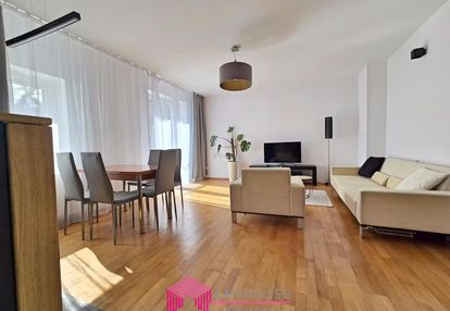 Duże trzypokojowe, balkon, taras, miejsce parking