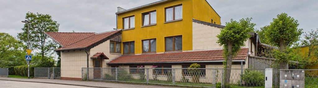 Relax  kultowe miejsce w wałczu. dom i restauracja