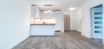 3400 całość i 2 pokoje i fatimska i balkon