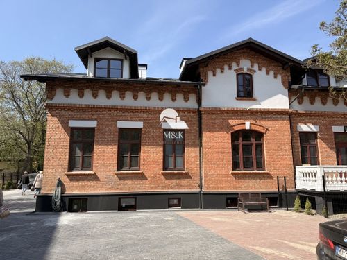 Mieszkanie w kamienicy milanówek