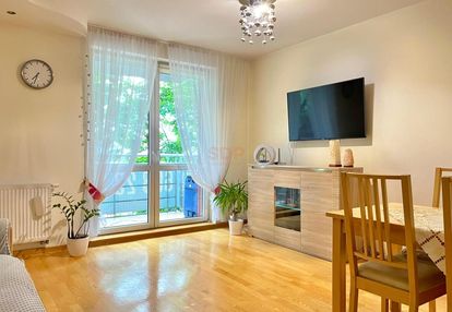 | 2 pokoje | racławicka | balkon | mp |