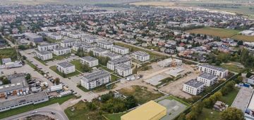 Działka usługowa z mpzp w plewiskach