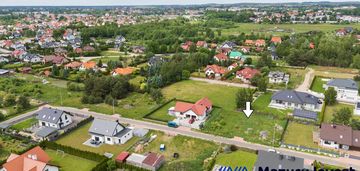 Atrakcyjna działka budowlana w nowym gizewie - media na działce