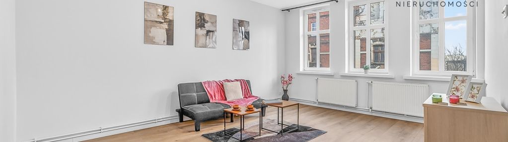 4 pokojowe mieszkanie centrum z balkonem