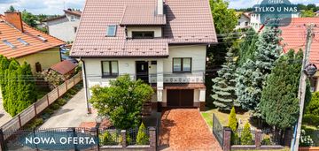 Solidny dom z wieloma możliwościami, 5 pokoi