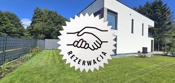 Nowoczesny-energooszczędny bliźniak
