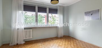Oś. niebrów - mieszkanie 3 pokojowe 64 m2 loggia
