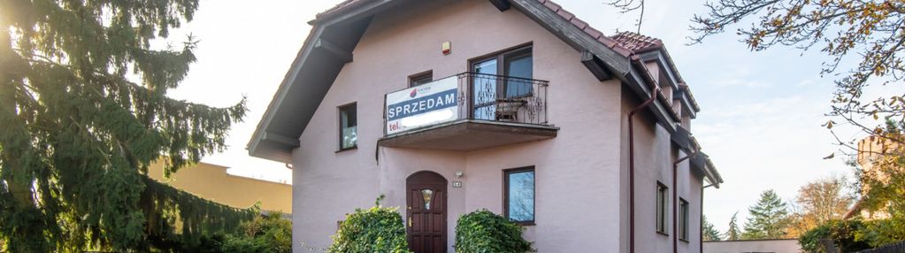 Dom wolnostojący/8pok/ogród/garaż/przeźmierowo