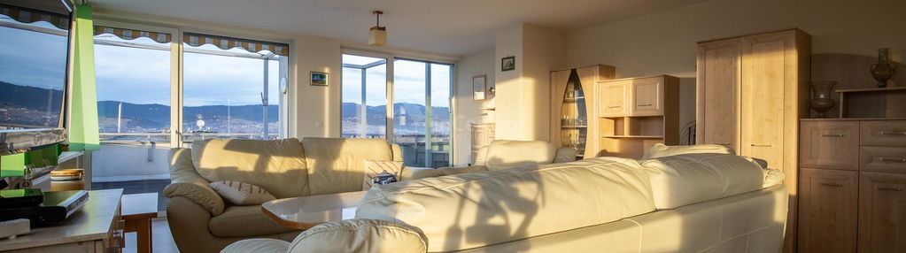 Przestronny apartament 116m2. z dużym tarasem.