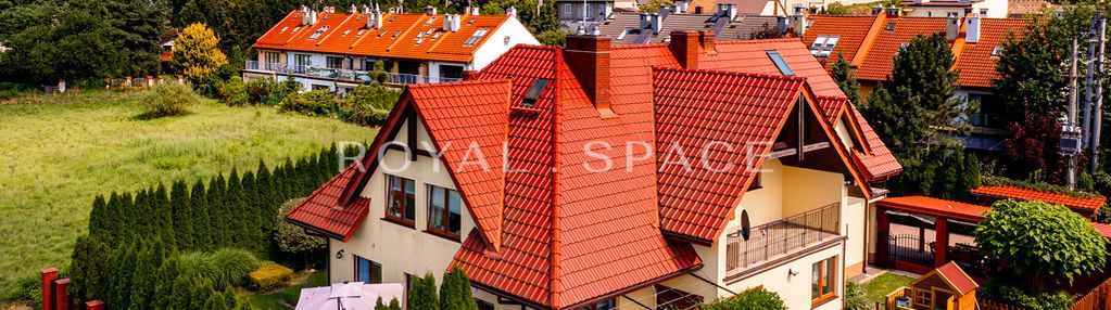 Bliźniak z basenem wśród zieleni | tyniec