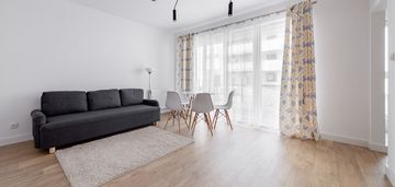 Nowoczesne mieszkanie + taras z ogródkiem