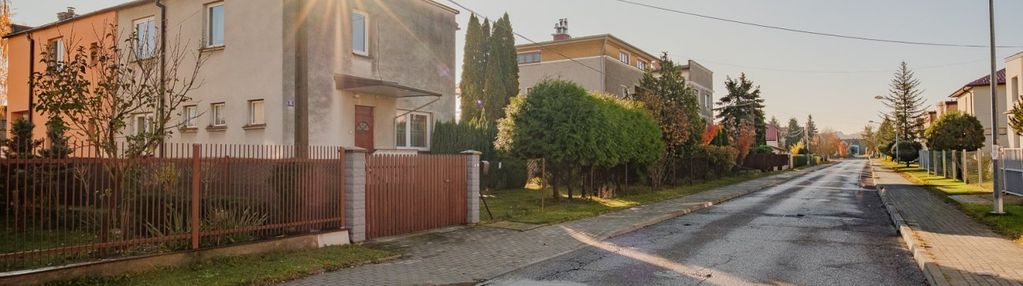 Dom w zabudowie szeregowej w świetnej lokalizacji