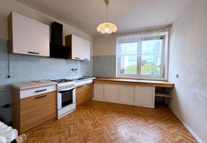 2/3 pok, balkon! urząd miasta, jasne blonia! centrum