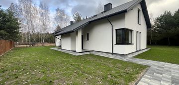 Wolnostojący dom 204 m2 kędzierówka pompa ciepła